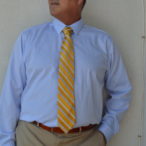 Thanks for checking out my closet! - Picture 4 of 6